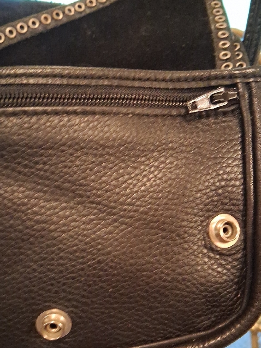 Vintage Black Studded Crossbody Bag - Picture 5 of 6